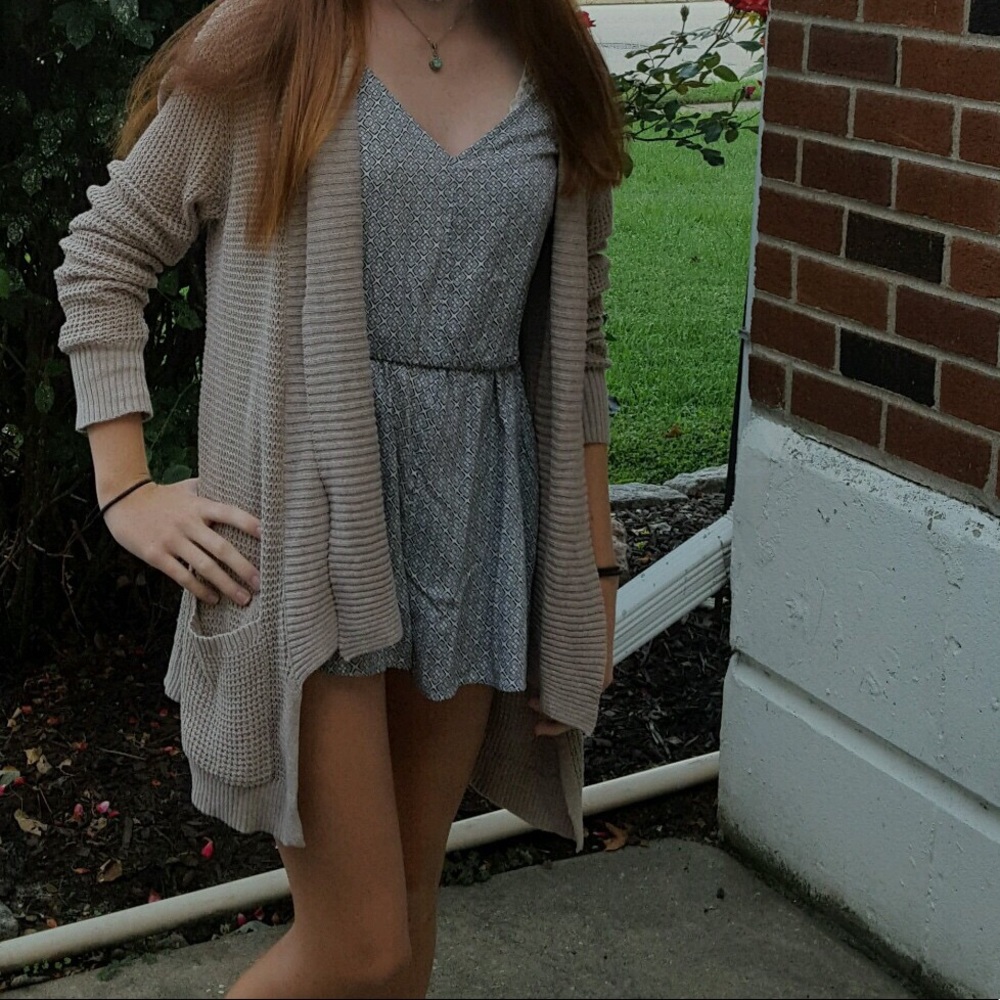 Romper - Picture 4 of 4